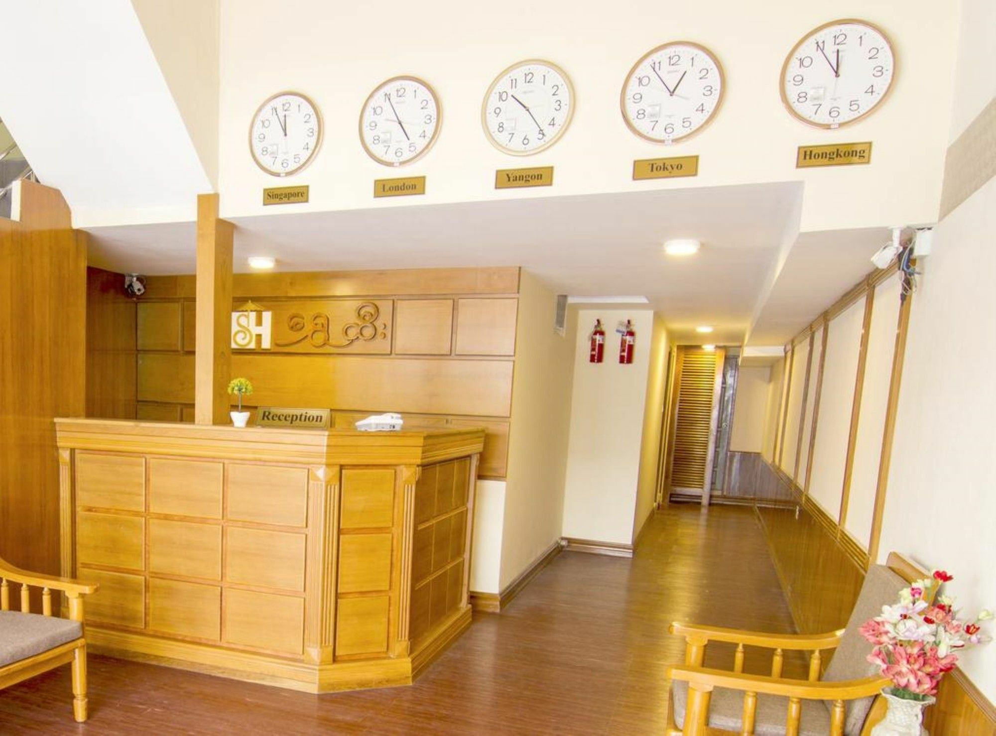 Shwe Htee Guest House Rangoon Buitenkant foto